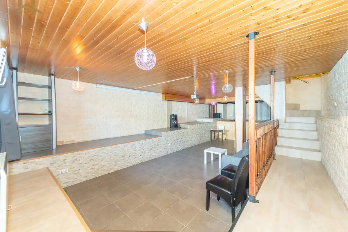Casa adosada en venta en Loeches con Aire acondicionado, Calefacción y Jardín privado