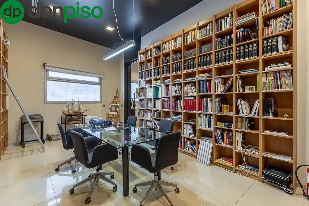 Business premises for sale in Calle CURRO CUCHARES, imagen 5