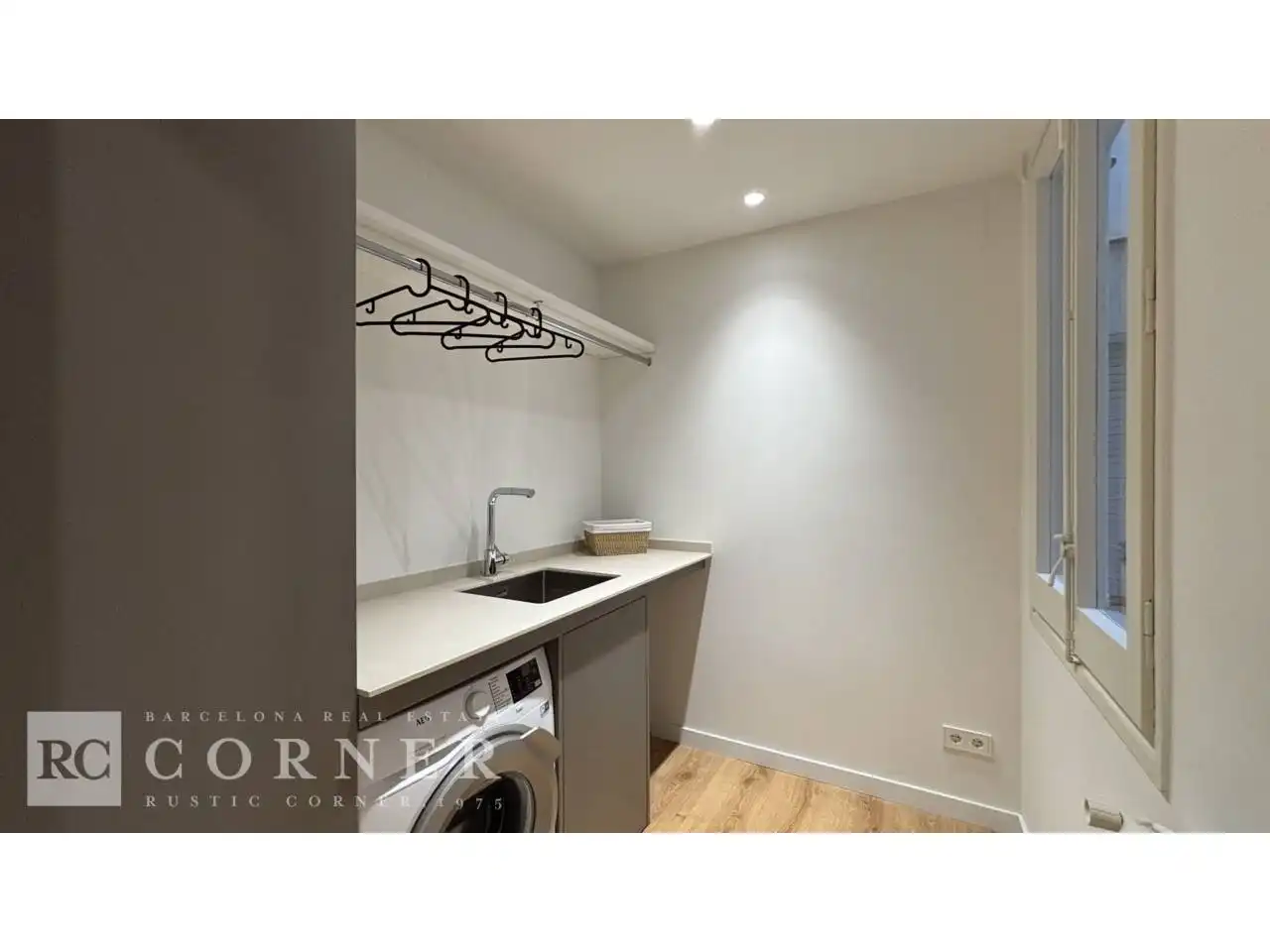 Flat for rent in Barcelona  with Air Conditioner, Heating and Terrace