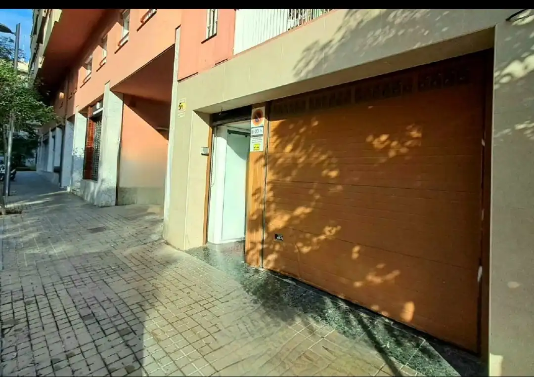 Parking de Local en venta en Barcelona