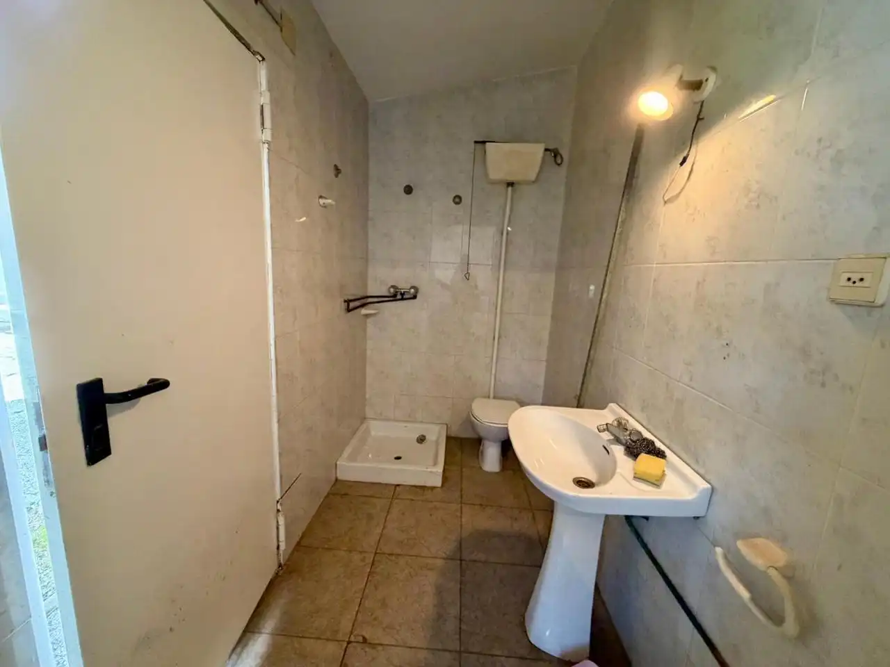 Bany de Casa o xalet en venda en Montcada i Reixac amb Aire condicionat, Calefacció i Jardí privat
