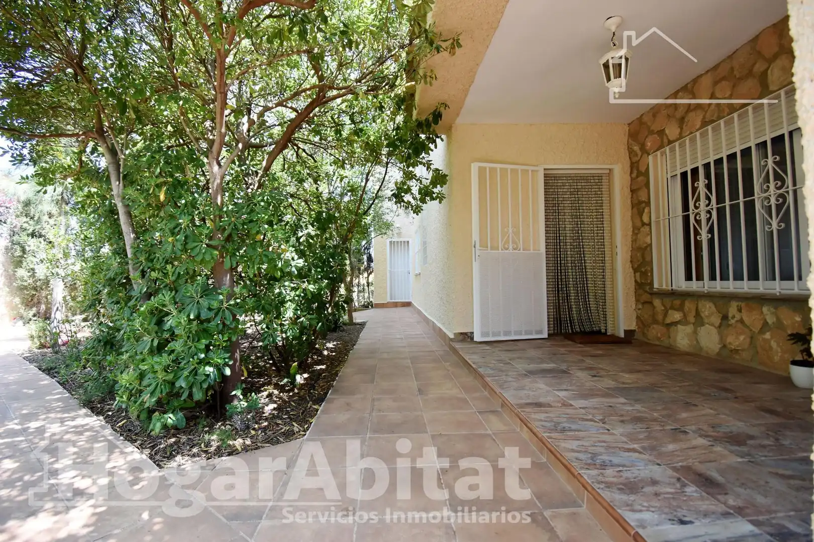 Exterior view of Houses for sale in Torrent  with Air Conditioner, Heating and Private garden