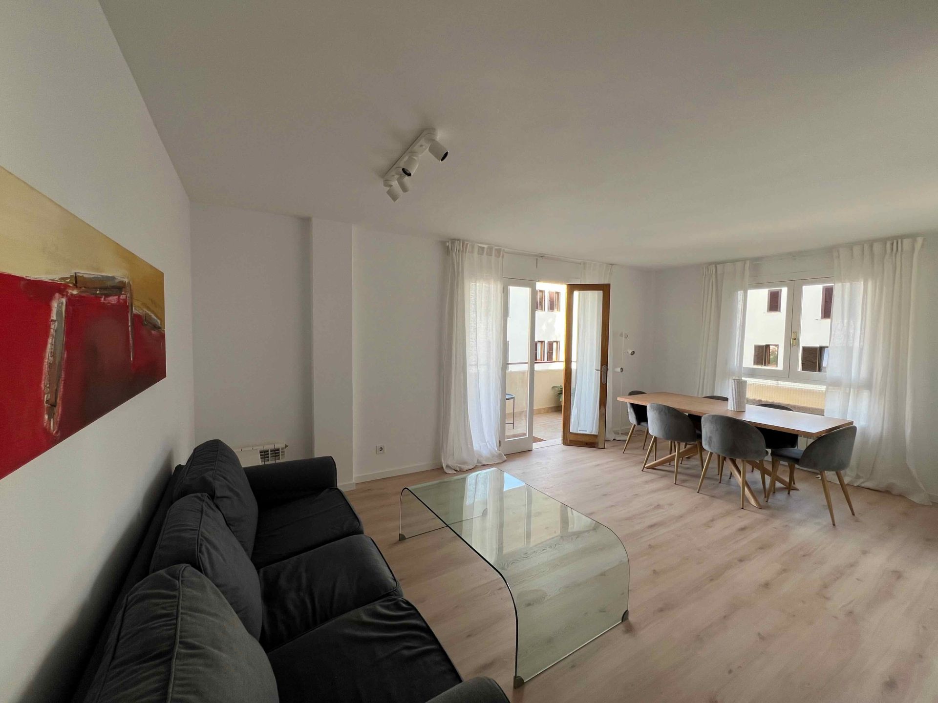 Sala d'estar de Pis de lloguer en  Palma de Mallorca amb Calefacció, Parquet i Terrassa