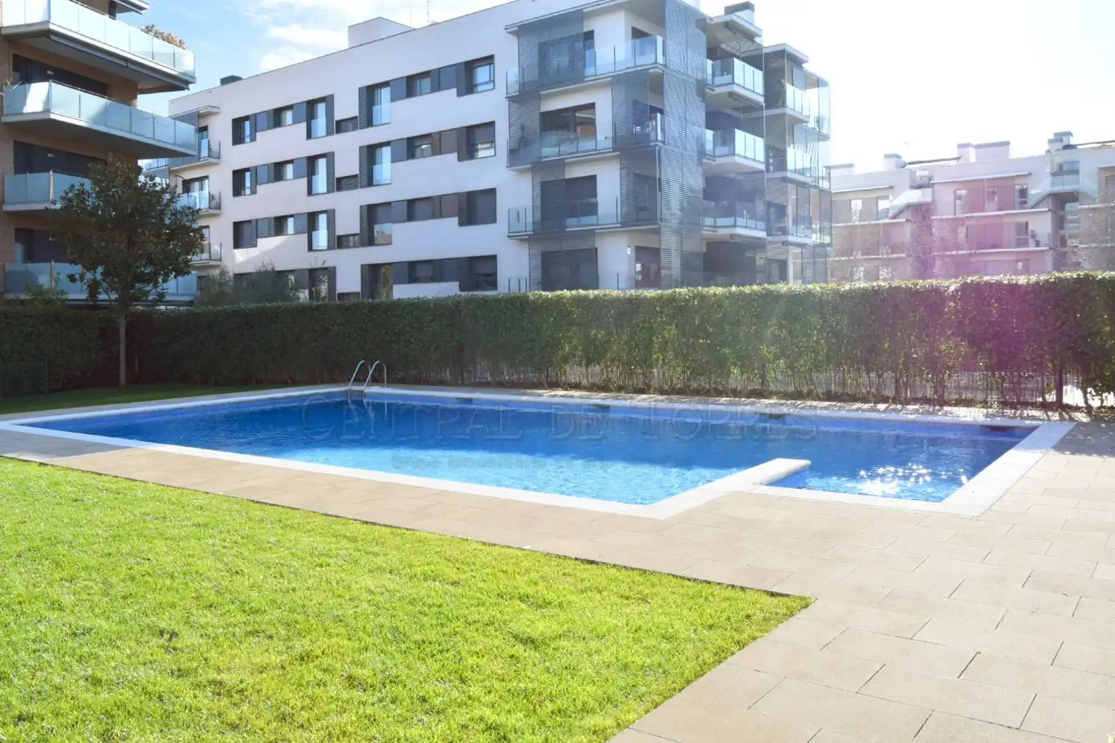 Swimming pool of Ground floor for sale in Sant Cugat del Vallès  with Air Conditioner, Heating and Private garden