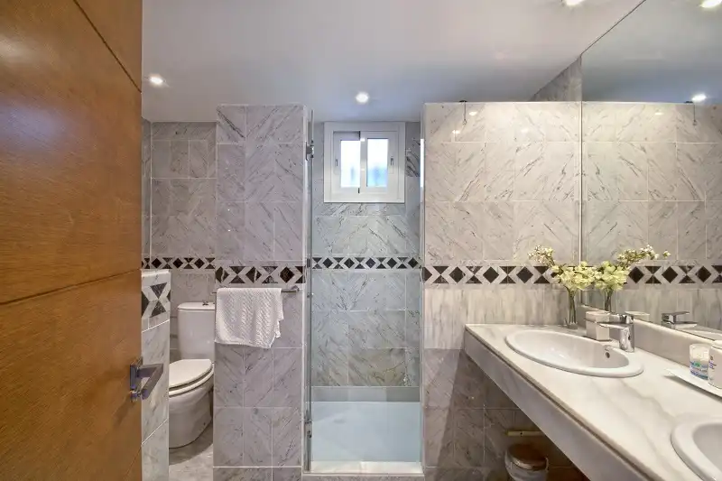 Detached house with pool for sale in Nueva Andalucía, imagen 32