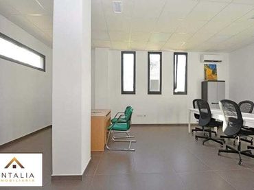 Oficina amb ascensor en venda a Montesol - Mejostilla