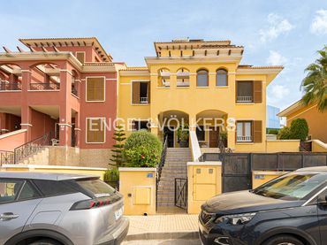 Casa amb piscina en venda a Balcón de Finestrat - Terra Marina