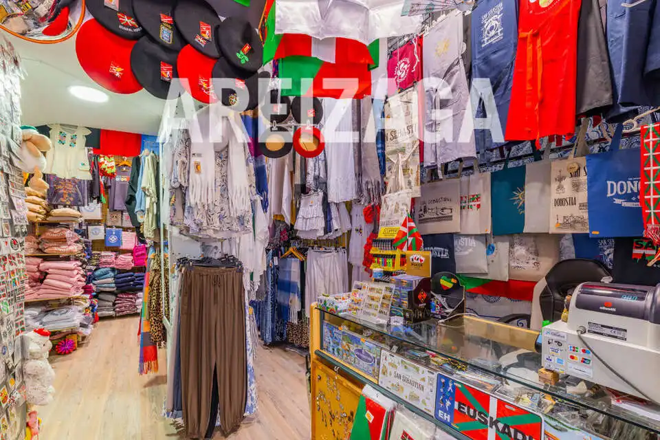 Local en venda en Donostia - San Sebastián 