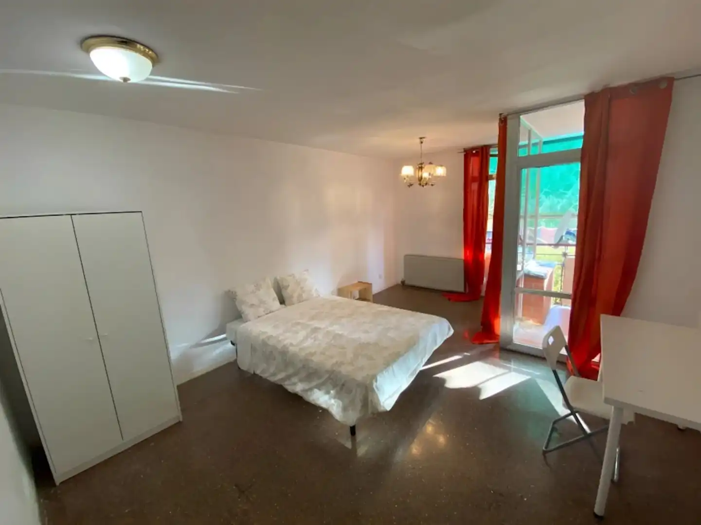 Bedroom of Flat for share in Usera