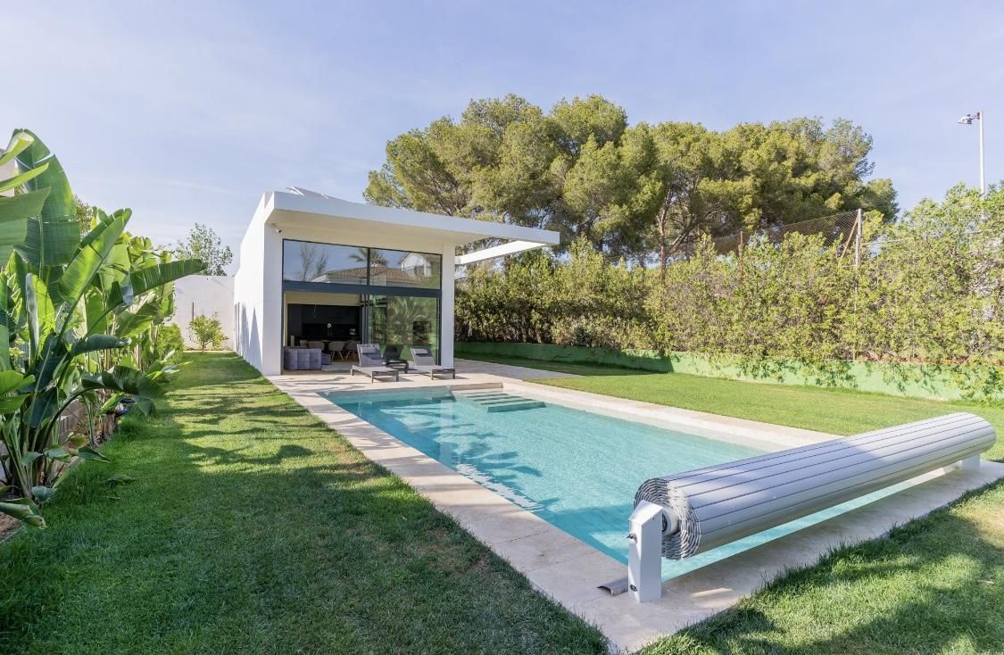 Piscina de Casa o xalet en venda en Paterna amb Aire condicionat, Calefacció i Terrassa