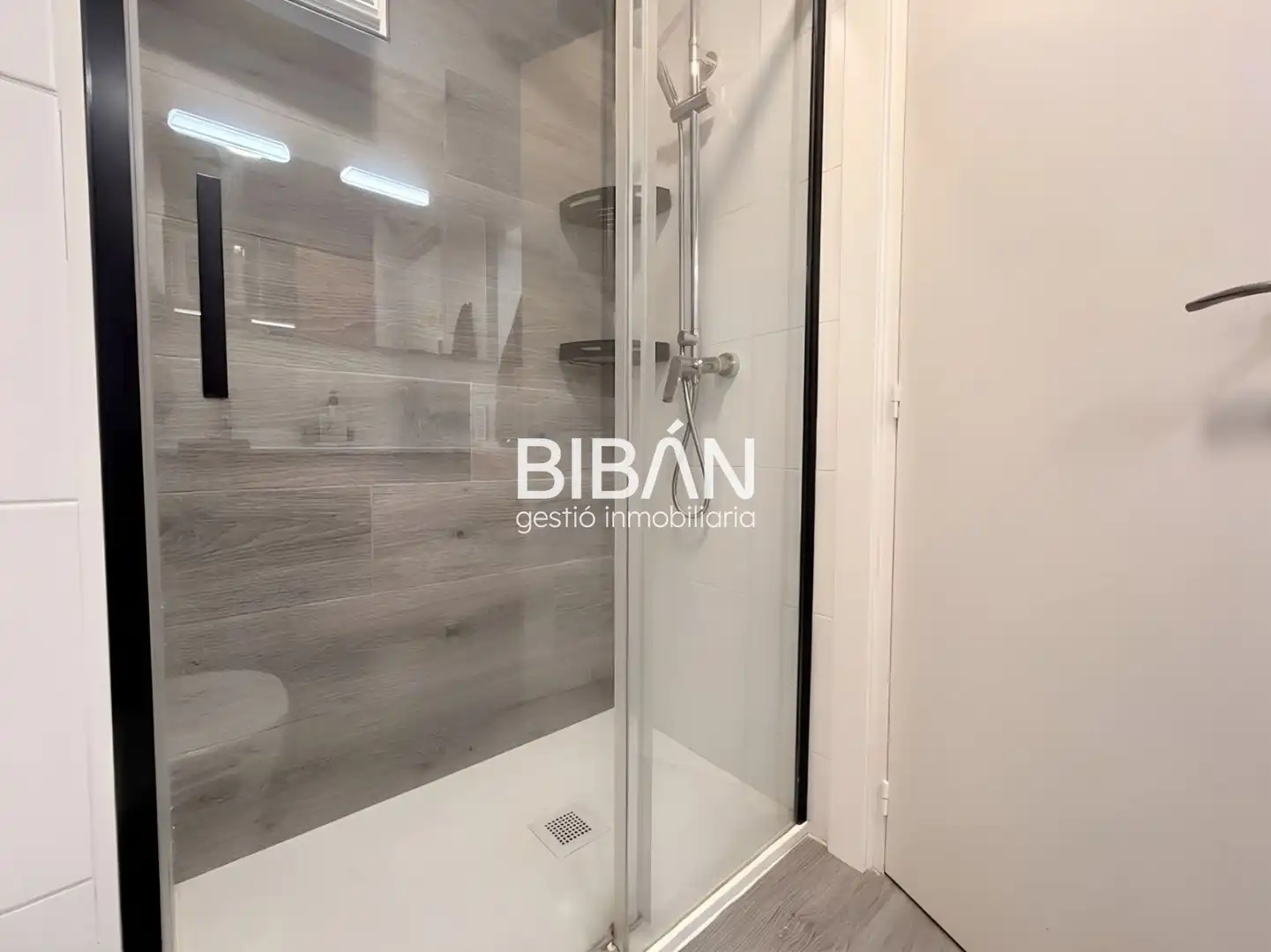 Baño de Piso en venta en Valls con Aire acondicionado, Calefacción y Parquet