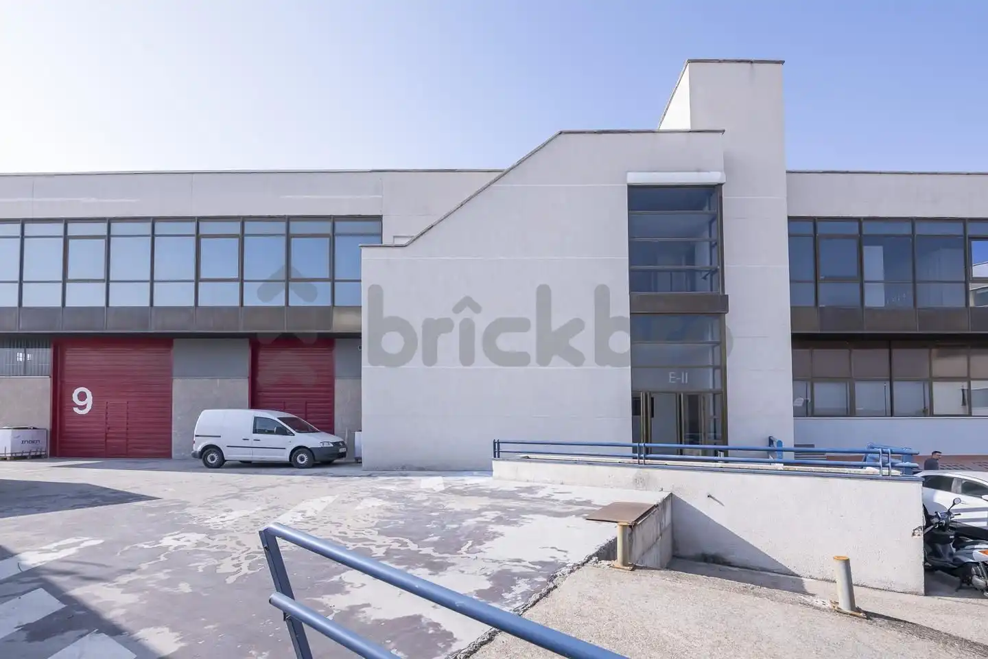 Oficina en venta en De Valdelaparra, Zona Industrial