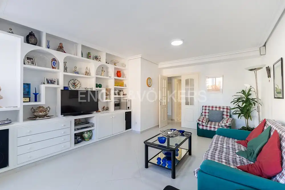 Wohnzimmer von Wohnung zum Verkauf in Valencia mit Heizung, Privatgarten und Terrasse