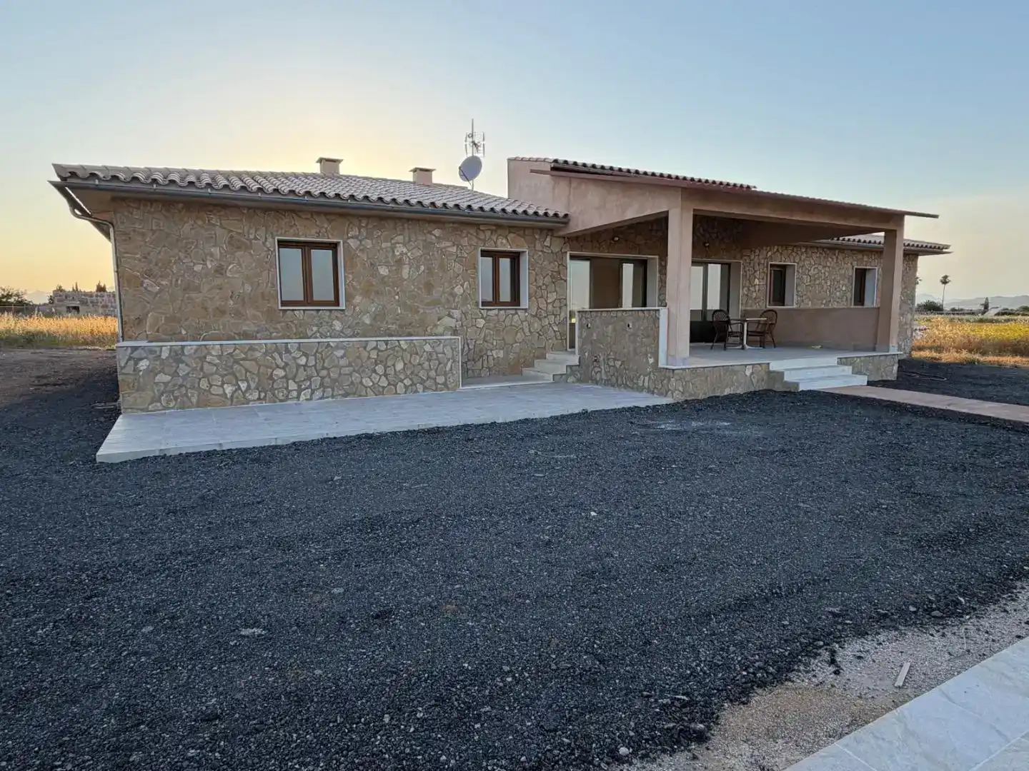 Vista exterior de Casa o xalet de lloguer en Muro amb Aire condicionat i Piscina