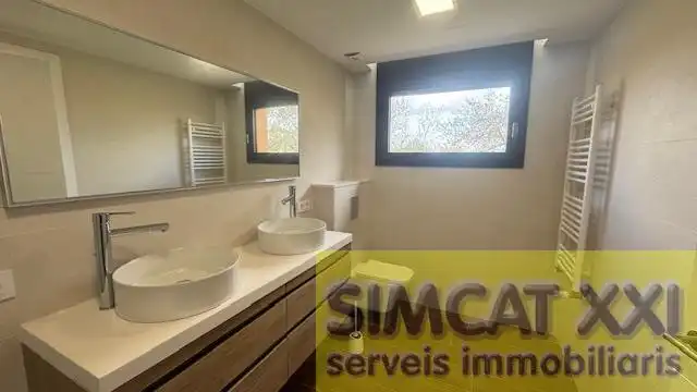 Bedroom of Houses for sale in Avinyonet de Puigventós