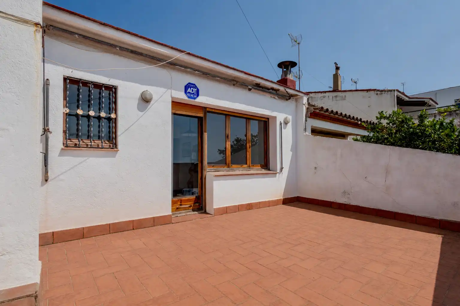 Vista exterior de Casa o xalet en venda en Premià de Mar amb Aire condicionat, Calefacció i Terrassa