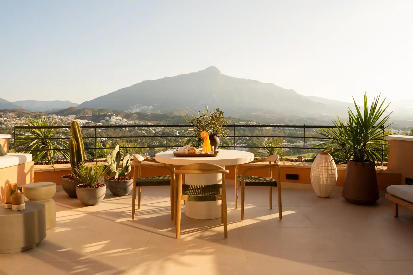 Terrassa de Àtic en venda en Marbella amb Aire condicionat, Terrassa i Piscina