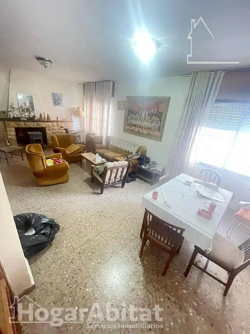 Sala d'estar de Casa o xalet en venda en La Nucia amb Aire condicionat, Jardí privat i Terrassa