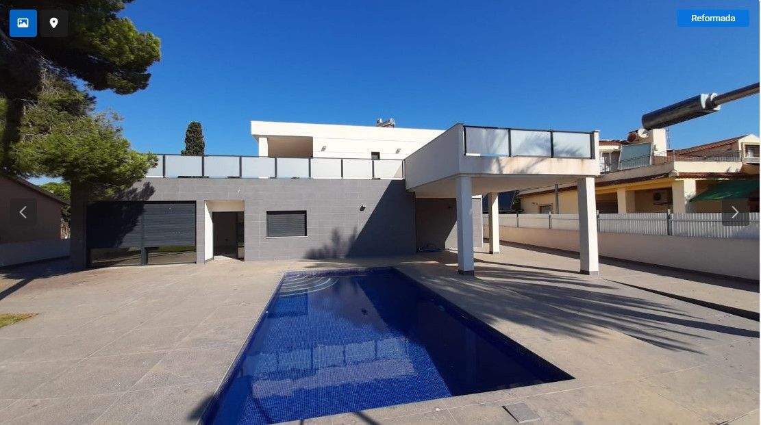 Swimming pool of House or chalet for sale in Orihuela  with Air Conditioner, Heating and Terrace