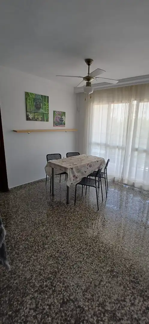Comedor de Piso de alquiler en Málaga con Amueblado