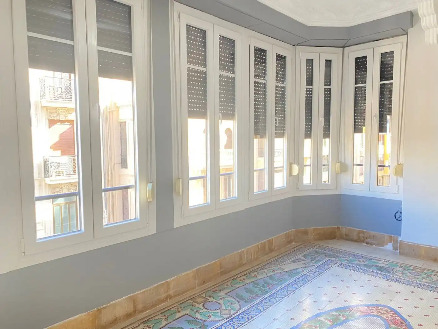 Wohnung zur Miete in Avenida Maria Cristina, El Mercat, Ciutat Vella