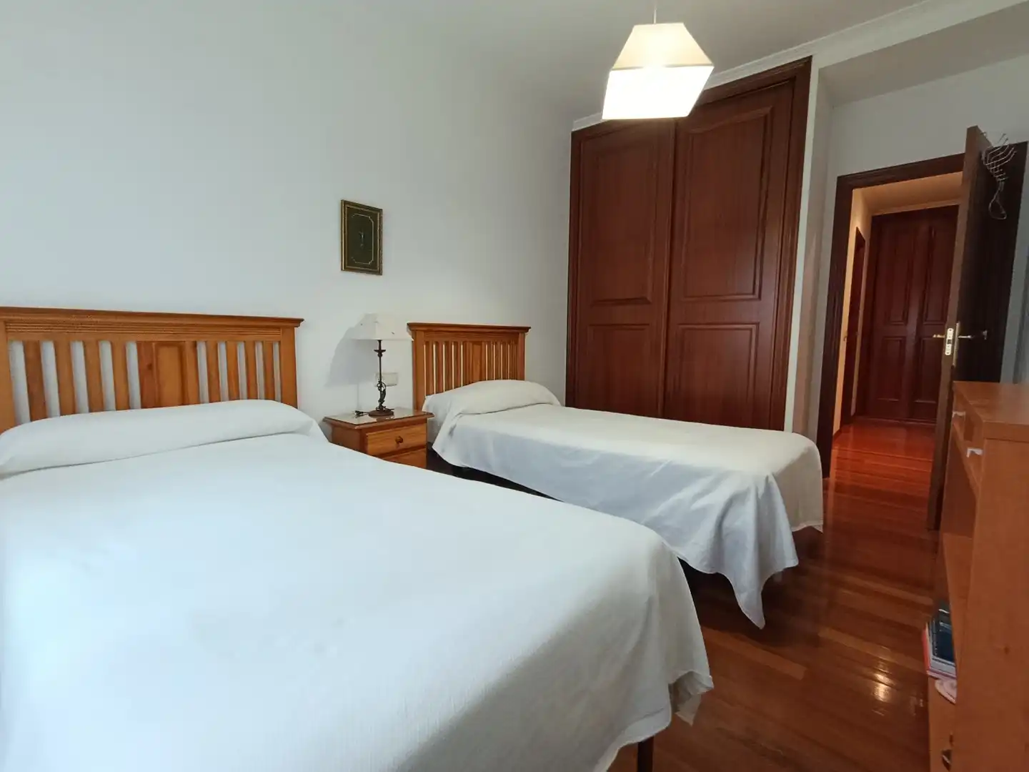 Bedroom of Flat for sale in Pontevedra Capital   with Heating, Parquet flooring and Furnished