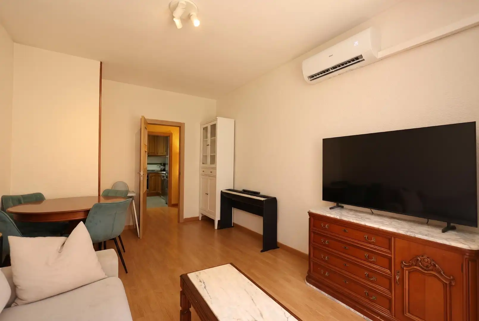 Flat with pool for sale in Sants - Montjuïc, imagen 10
