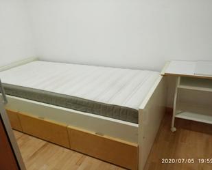 Bedroom of Flat to share in L'Hospitalet de Llobregat  with Heating, Furnished and Washing machine