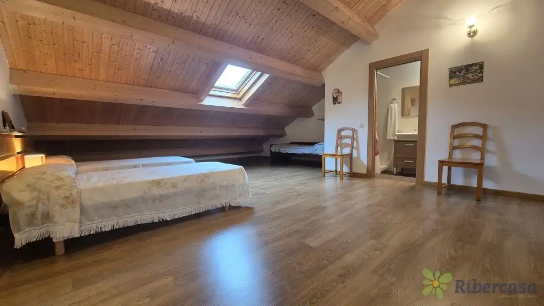 Dormitori de Casa o xalet en venda en Cervera del Río Alhama amb Calefacció, Terrassa i Traster