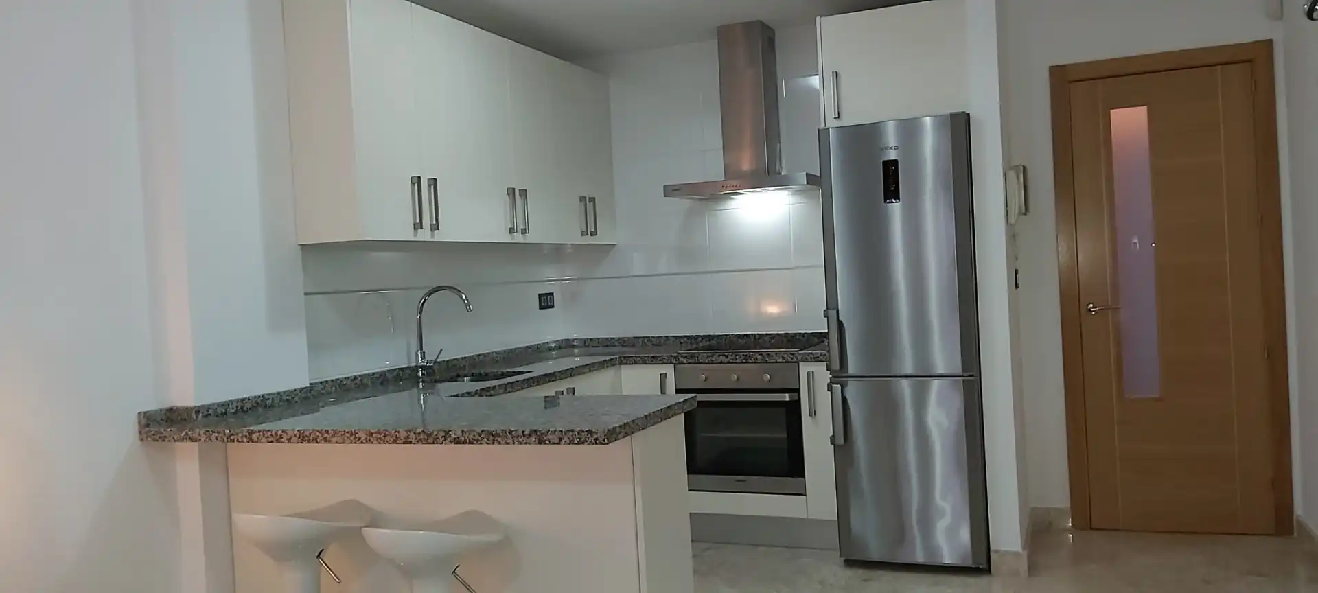 Cocina de Apartamento en venta en Algeciras con Trastero, Amueblado y Horno