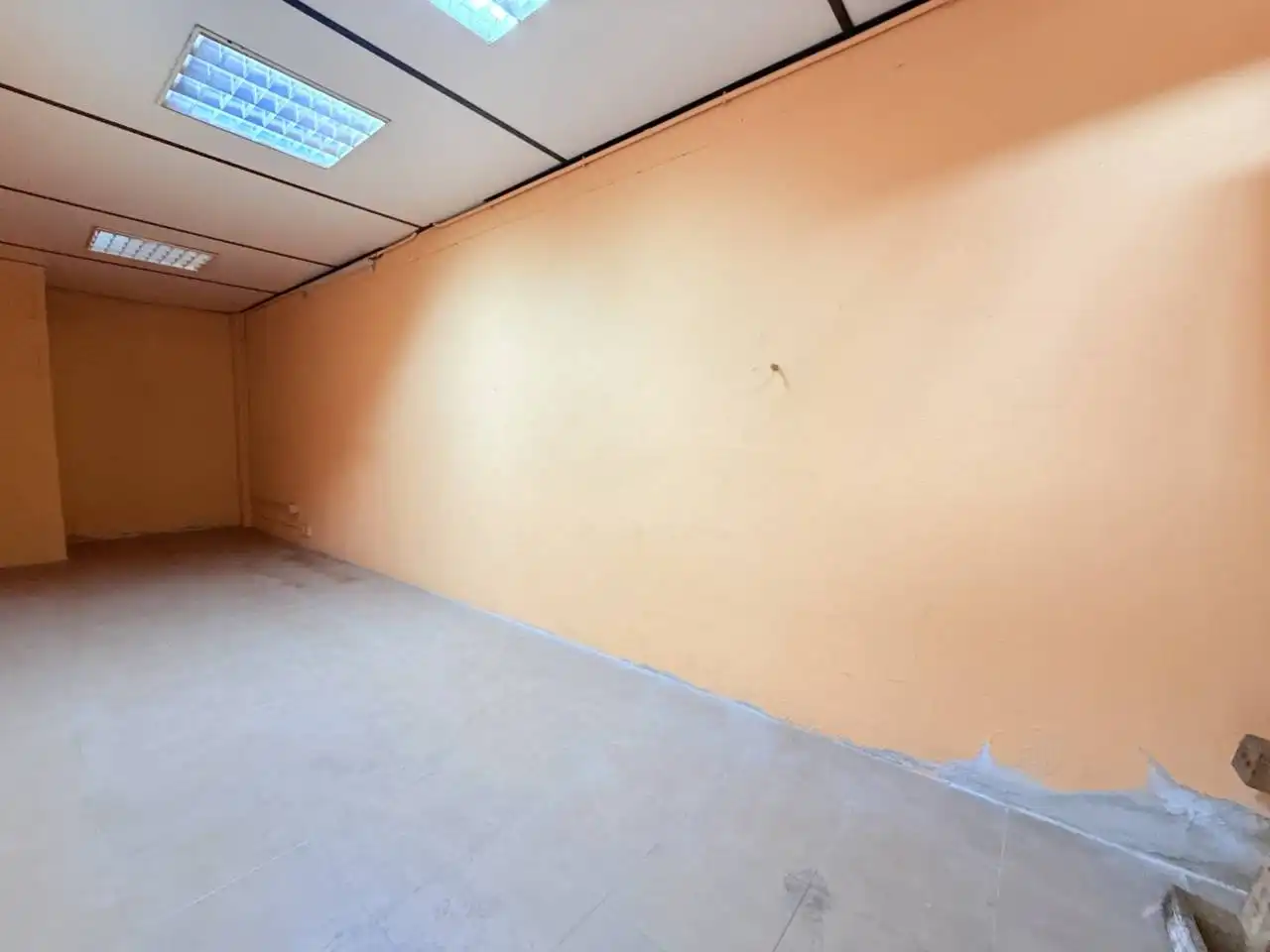 Nave industrial de alquiler en Riells i Viabrea