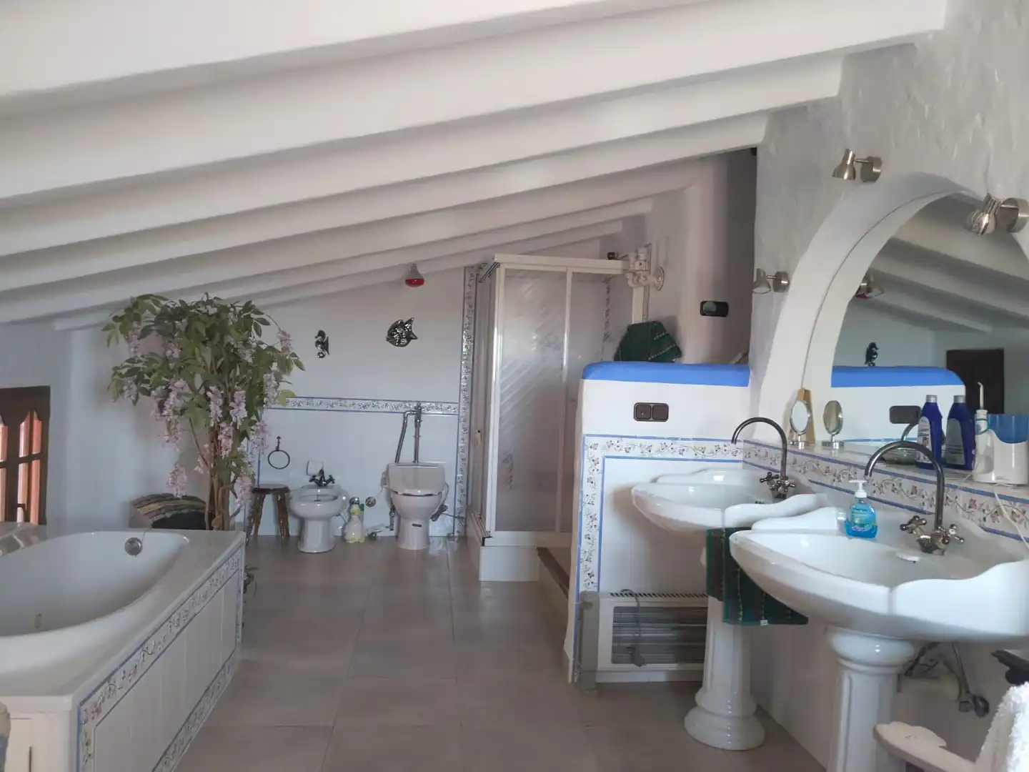 Bany de Casa o xalet en venda en Calpe / Calp amb Aire condicionat, Jardí privat i Piscina