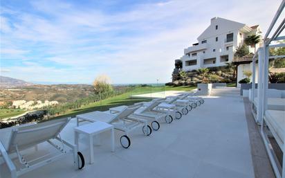 Terrassa de Apartament en venda en Mijas amb Aire condicionat, Terrassa i Piscina