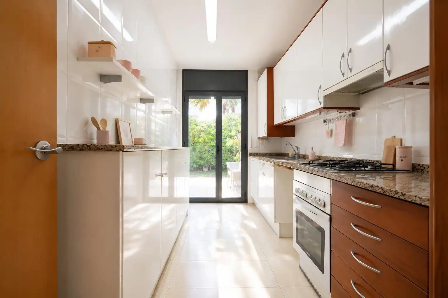 Küche von Einfamilien-Reihenhaus zum Verkauf in Reus mit Heizung, Privatgarten und Terrasse