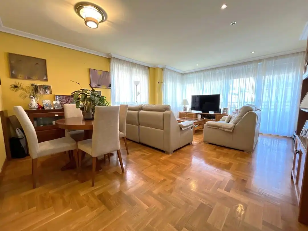 Appartamento con terrazza in vendita a Ronda Cendea de Cizur