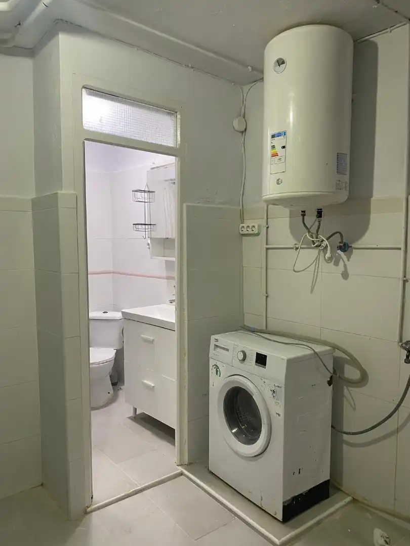 Badezimmer von Haus oder Chalet zur Miete in Yecla mit Heizung, Ofen und Waschmaschine