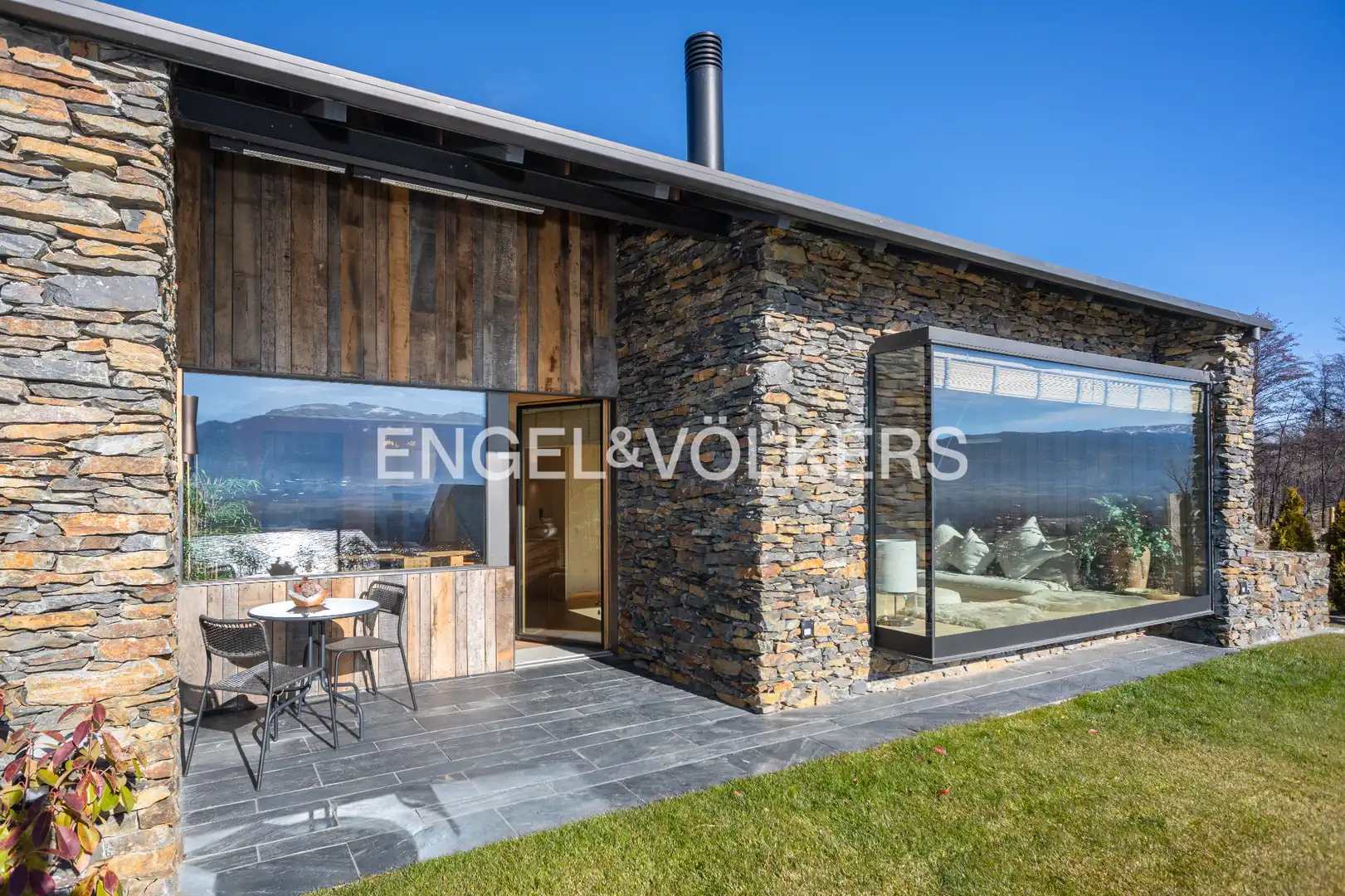 Vista exterior de Casa o xalet en venda en Ger amb Calefacció, Jardí privat i Parquet