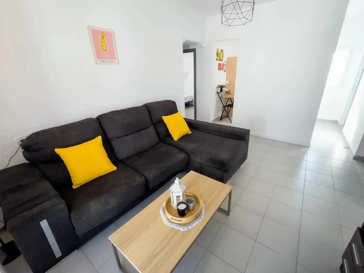 Living room of Flat for share in San Pablo - Santa Justa
