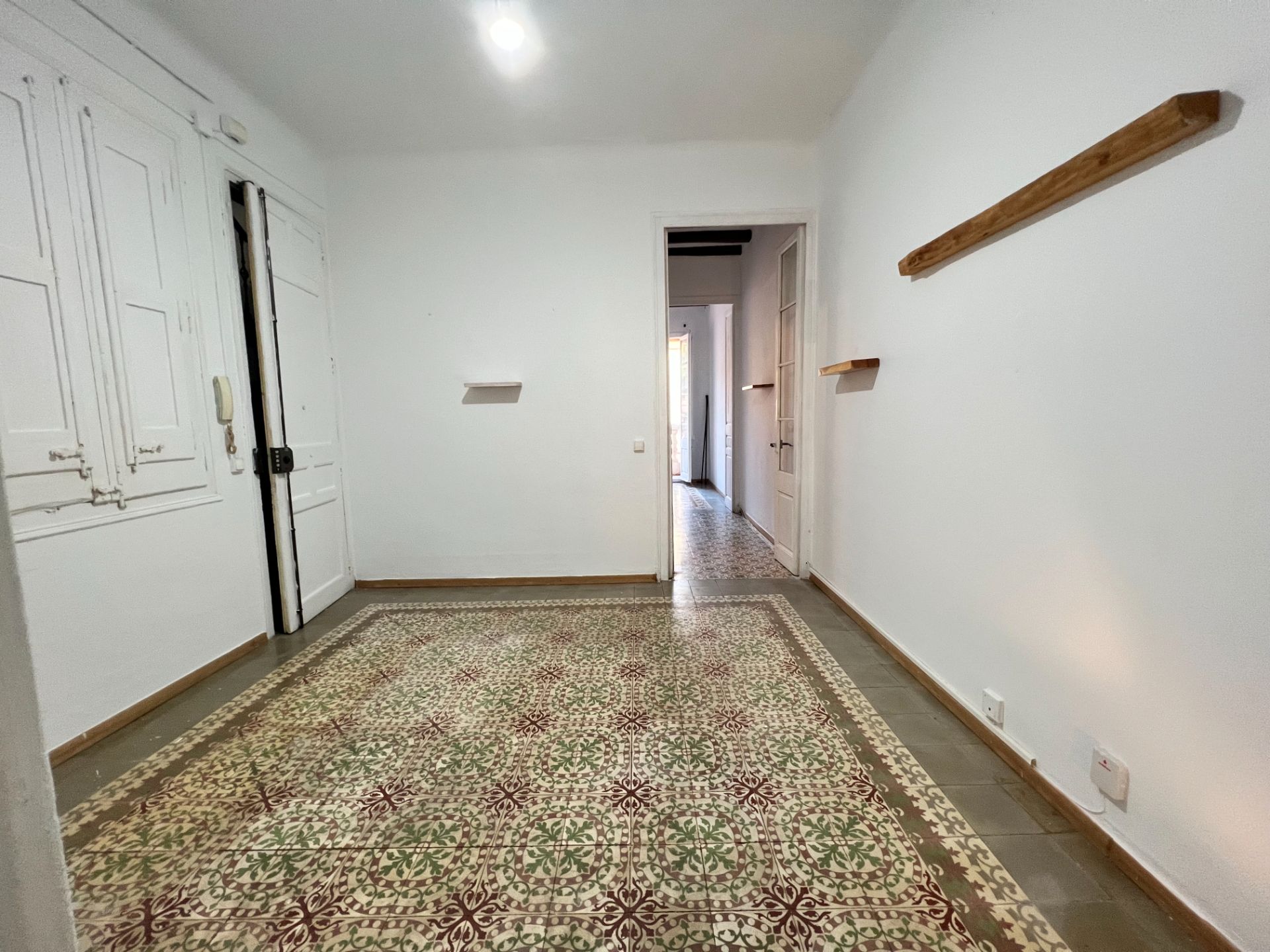 Flat for sale in Sant Boi de Llobregat  with Balcony