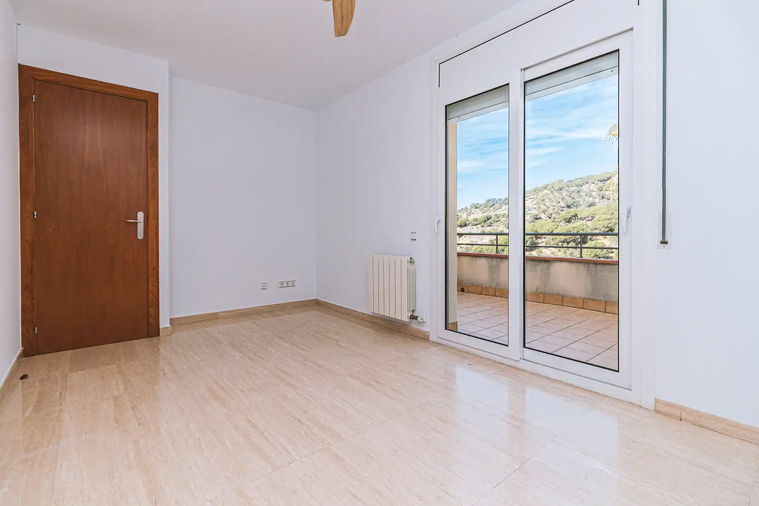 Dormitori de Casa adosada en venda en Sant Pol de Mar amb Calefacció, Jardí privat i Terrassa