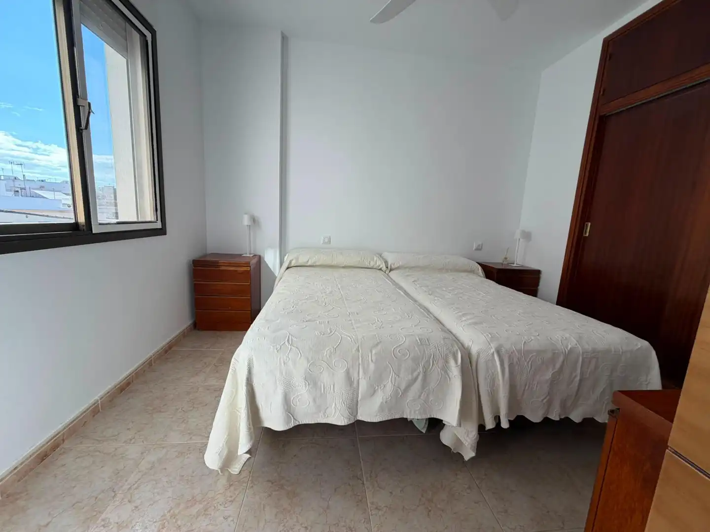 Bedroom of Flat for sale in Chipiona  with Terrace, Storage room and Furnished