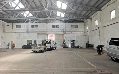 Nau industrial de lloguer en A Coruña Capital  amb Alarma