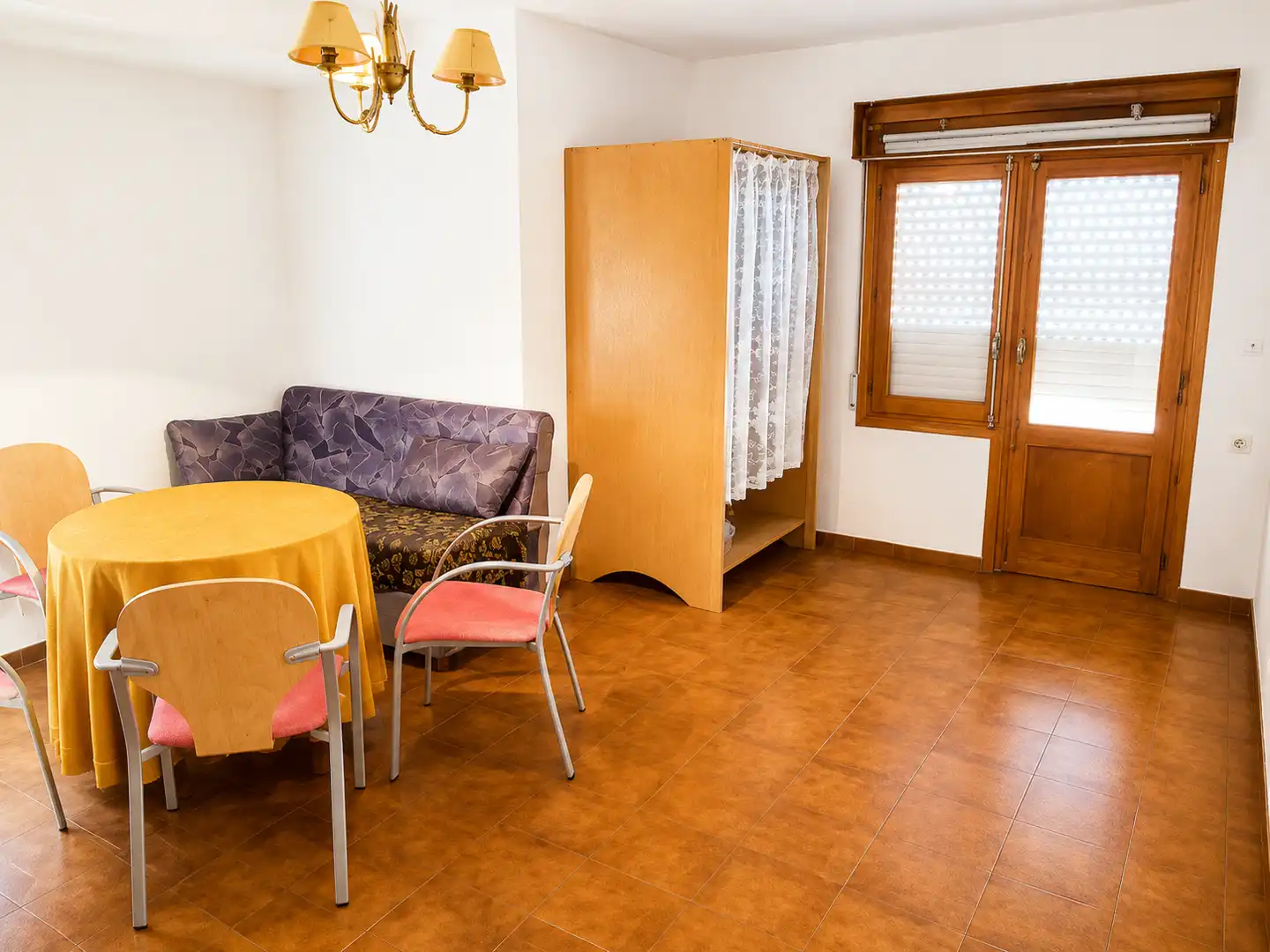 Sala d'estar de Pis en venda en Corral de Almaguer amb Terrassa i Balcó