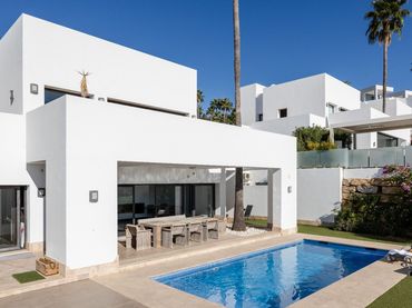 Villa mit Balkon zum Verkauf in La Alquería