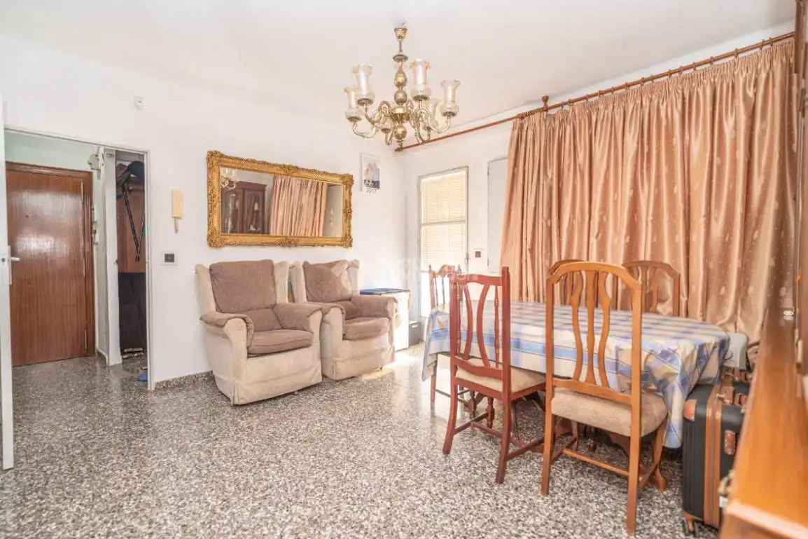 Piso con terraza en venta en Linarejos, imagen 3