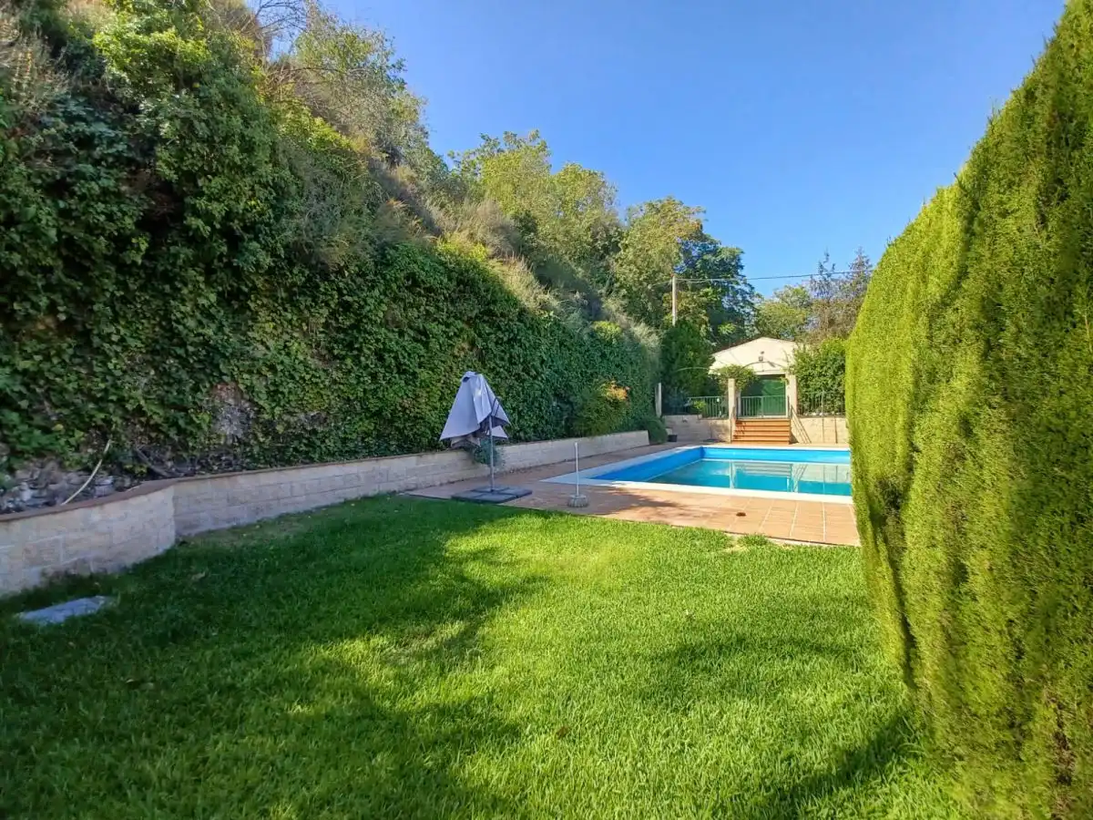 Casa rústica amb piscina en venda a Loja, imagen 2