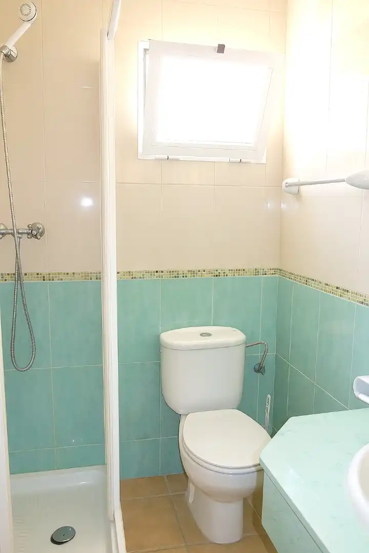 Badezimmer von Haus oder Chalet zur Miete in Peñíscola / Peníscola mit Privatgarten, Terrasse und Möbliert