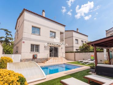 Villa avec piscine à vendre à Generalitat
