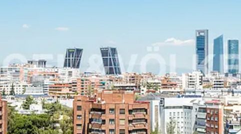 Foto 2 de Piso en venta en Hispanoamérica - Bernabéu, Madrid Capital