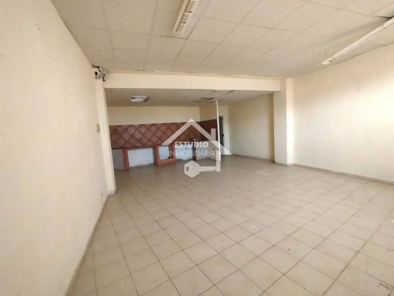 Geschaftsraum zur Miete in Viana